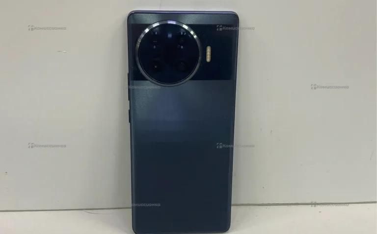 Tecno Spark 20 Pro+ 8/256 ГБ