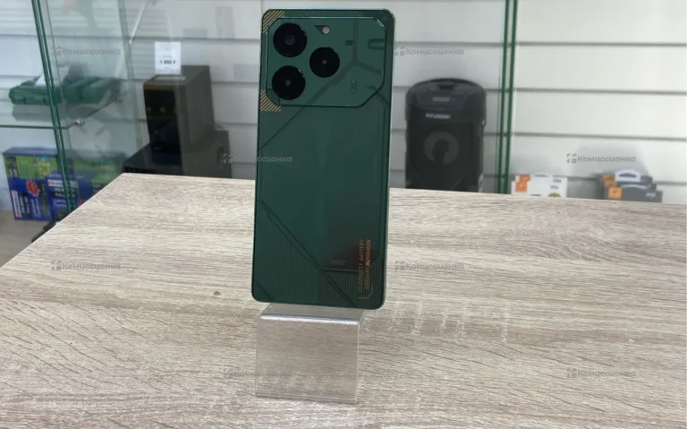 Tecno Pova 6 pro 5G 12/256 ГБ