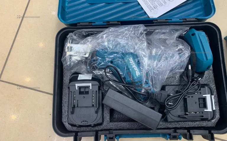 Сабельная пила (маленькая) Makita акб синий кейс