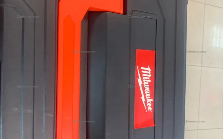 набор 2 в 1 гайковерт и ушм  Milwaukee