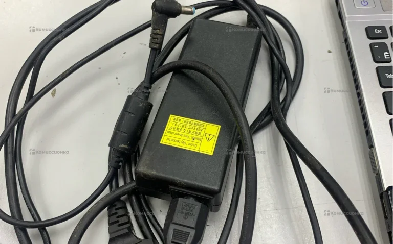Ноутбук Acer Aspire V3-571G-53214G50Makk