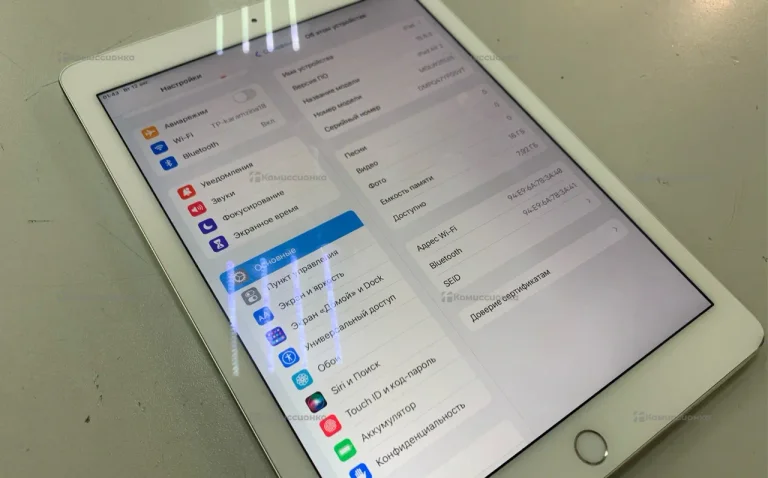 Планшет Apple iPad Air 2 16Gb Wi-Fi