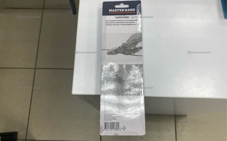 пассатижи красные