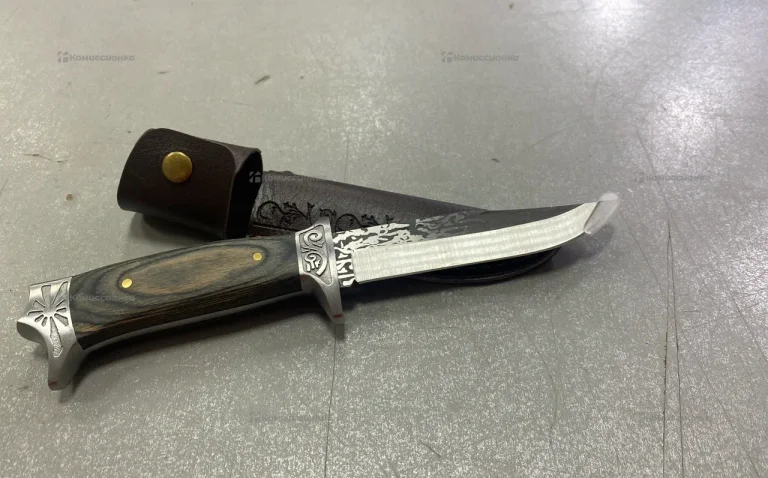 Нож коричневый (в чехле )