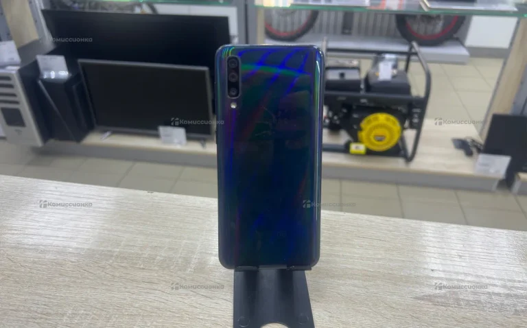 Samsung Galaxy A50 4/64 ГБ