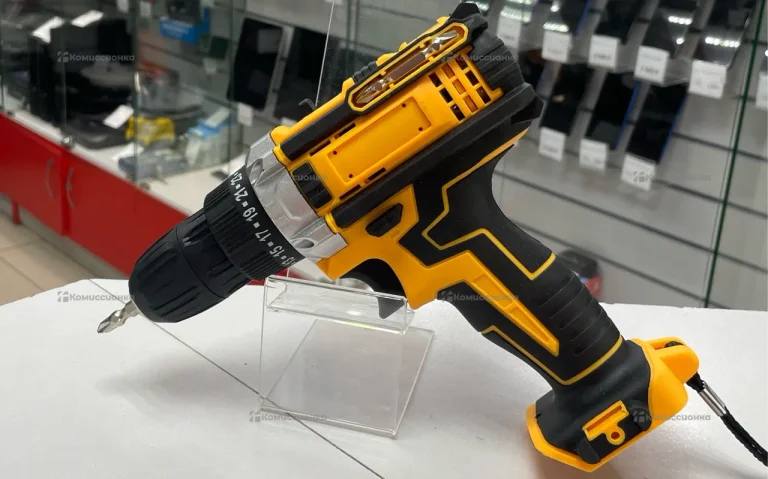 Шуруповёрт DeWalt (реплика)