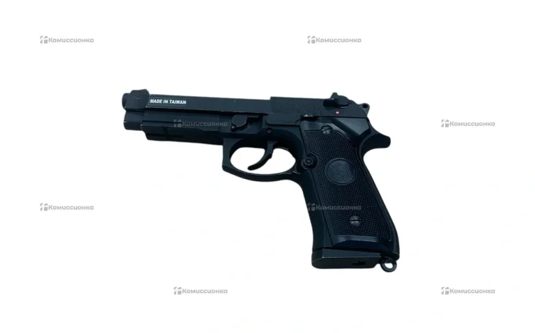 Страйкбольный пистолет KJW Beretta 92