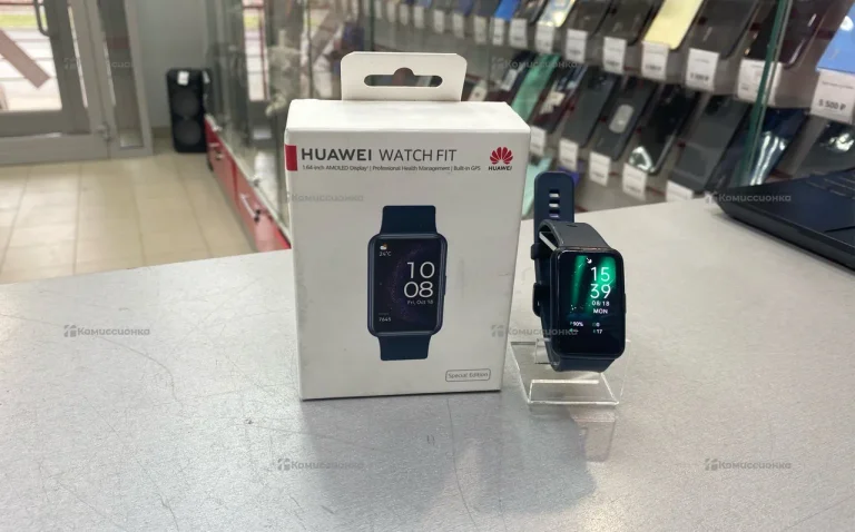 Часы  Huawei watch Fit