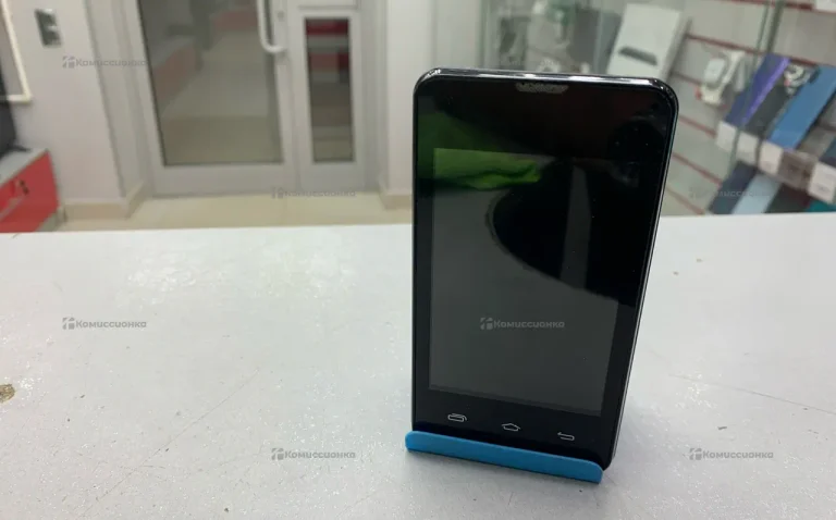 Prestigio MultiPhone 5451 Duo 0/4 ГБ