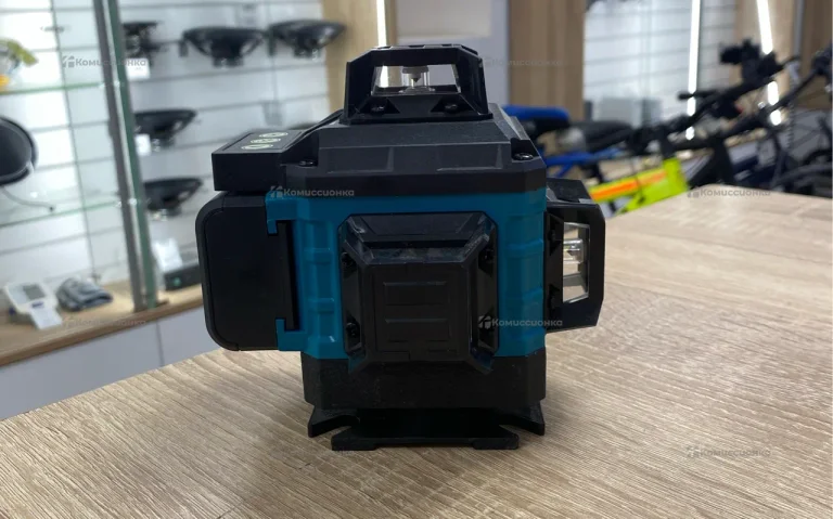 Лазерный уровень Макита реплика