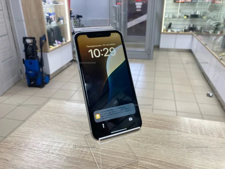 Apple IPhone 11 64Gb