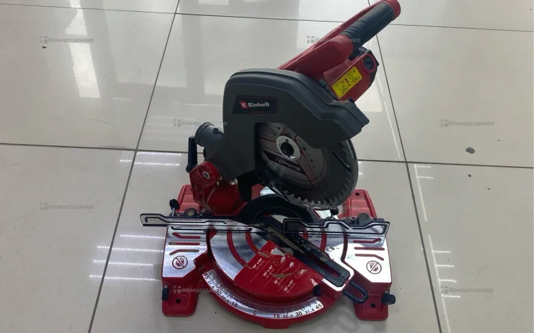 Пила торцовочная Einhell ТС-MS 216