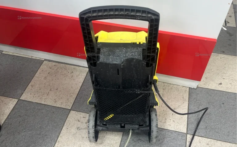 Мойка Karcher K4 Bassic