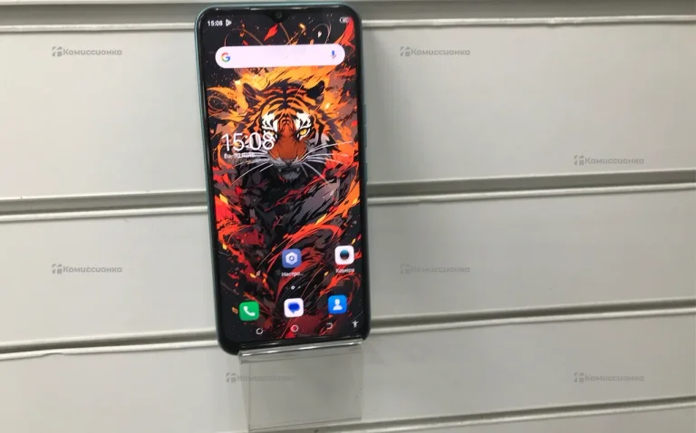 Tecno Spark 8C 3/64 ГБ