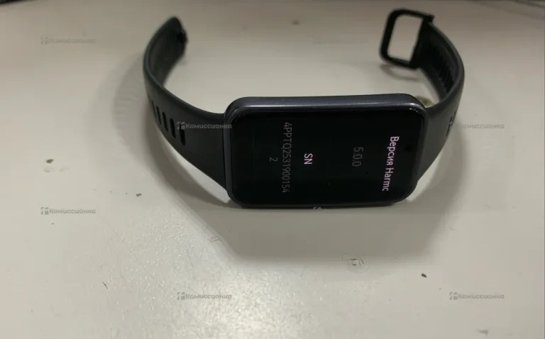 Часы Huawei Band 10