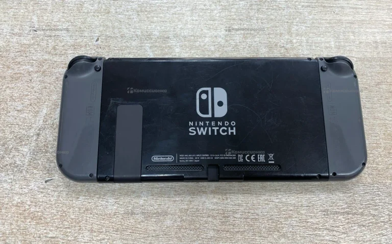Приставка Nintendo switch 1rev