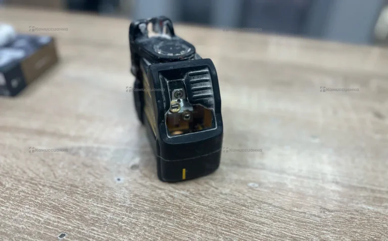 Лазерный уровень Dewalt DW088CG