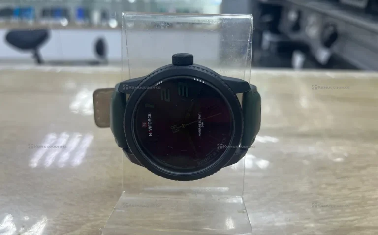 Часы Naviforce