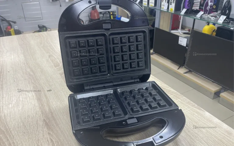 Мультигриль Royal 700w