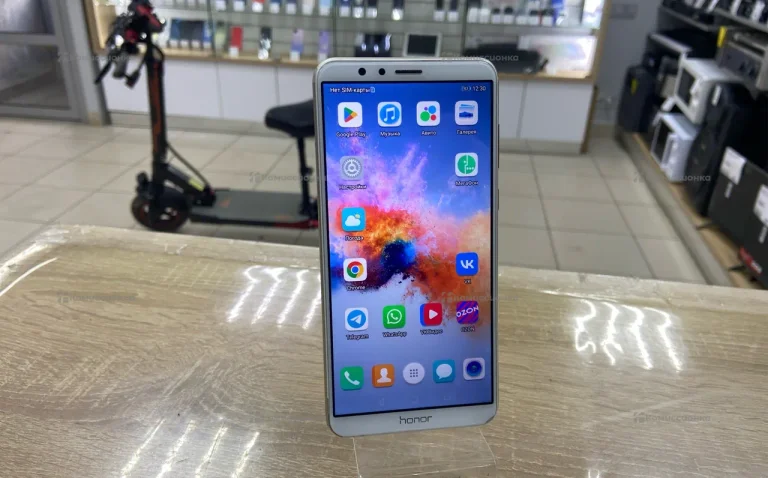 Honor 7X 4/64 ГБ