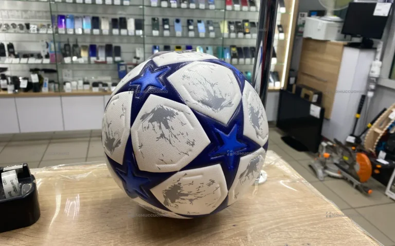 Мяч футбольный FIFA