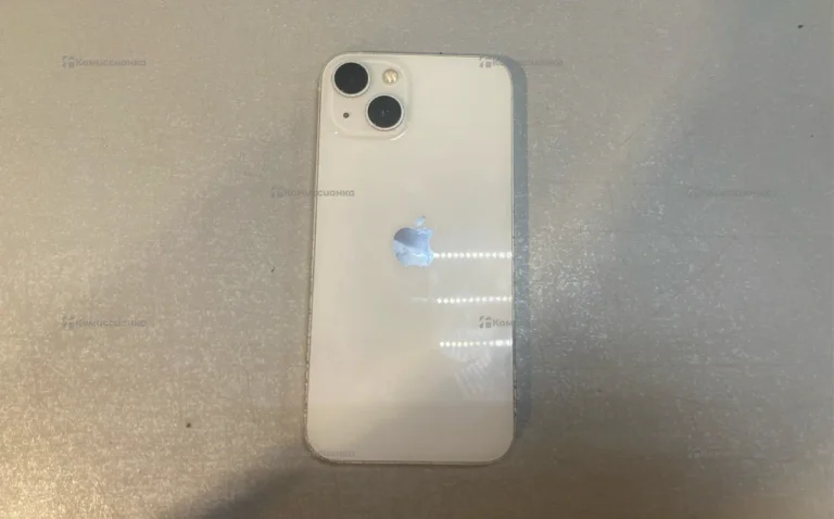 Apple iPhone 13 128 ГБ.