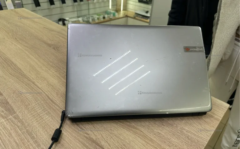 Ноутбук  packard bell amd e1-2500