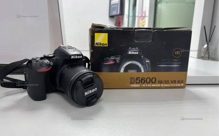 Фотоаппарат Nikon D5600 18-55 VR Kit