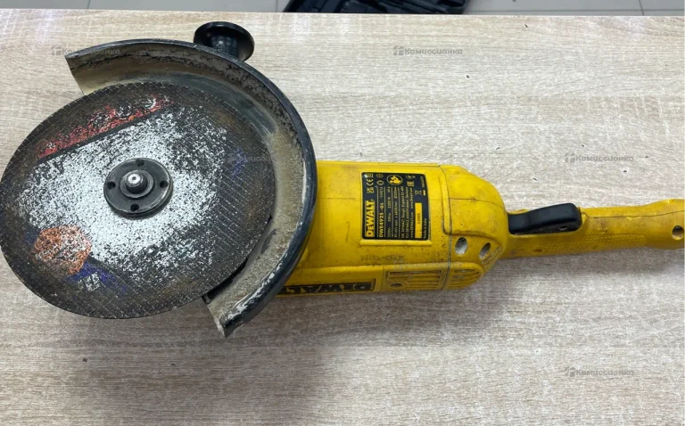 УШМ dewalt DWE492S