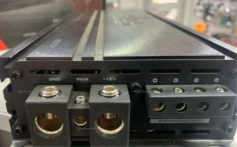 Усилитель  Aura Venom D1500