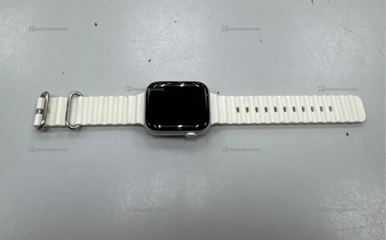 Часы  Apple Watch 6 44mm