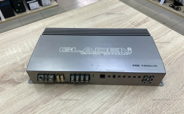 Усилитель  Gladen RS 150C2