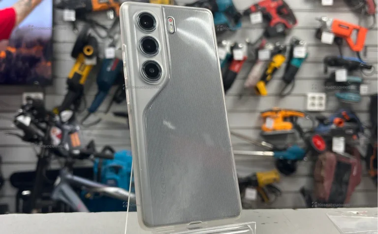 Tecno Camon 40 8/256 ГБ