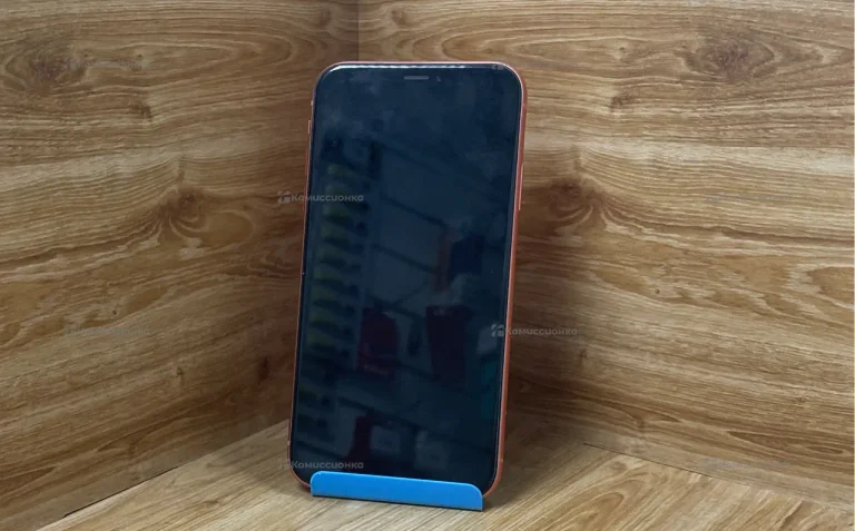 Apple iPhone XR 3/64 ГБ