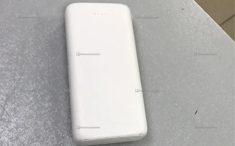 Power Bank белый