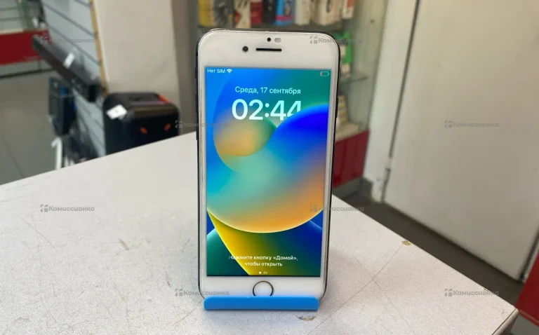 Apple iPhone 8 64 ГБ