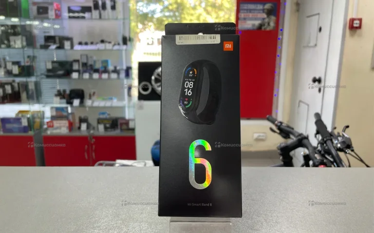 Часы  Xiaomi Band 6