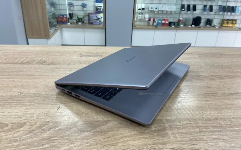 Ноутбук  Honor MagicBook x14 2025