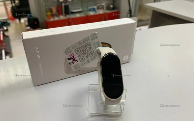 Часы  Xiaomi smart band 8