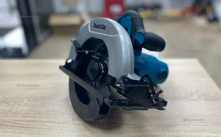 Циркулярная пила Makita HS7000