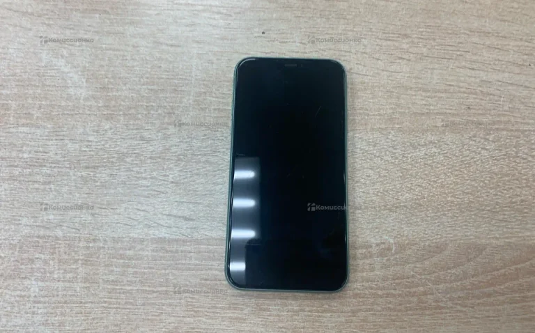 Apple iPhone 11 4/128 ГБ