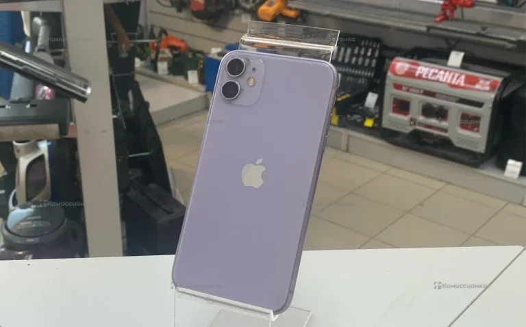 Apple iPhone 11 4/64 ГБ