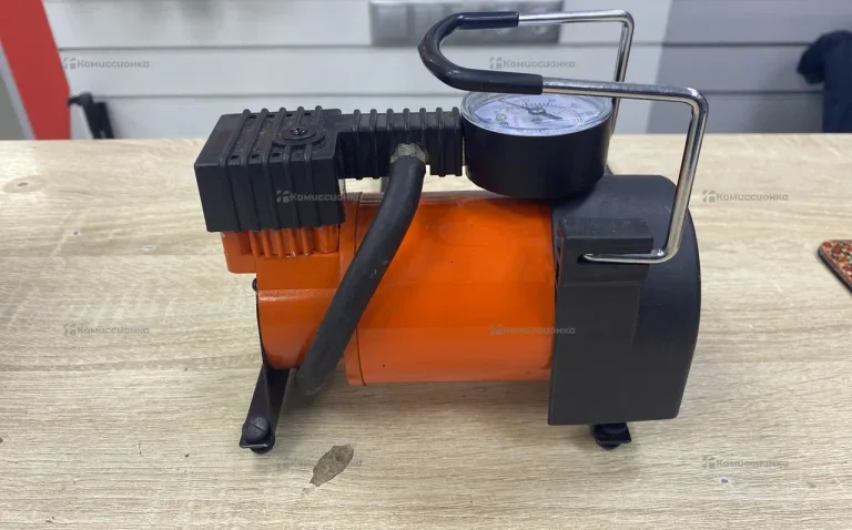 компрессор автомобильный Ермак 150 Вт