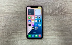 Apple iPhone XR 64 ГБ