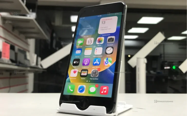 Apple iPhone 8 2/64 ГБ