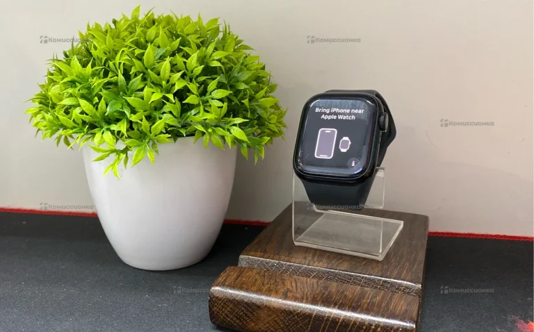 Часы  Apple Watch Series 7 41mm