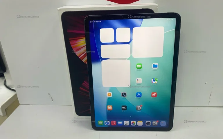 Планшет Apple iPad Pro (11-дюймовый) (3-го поколен