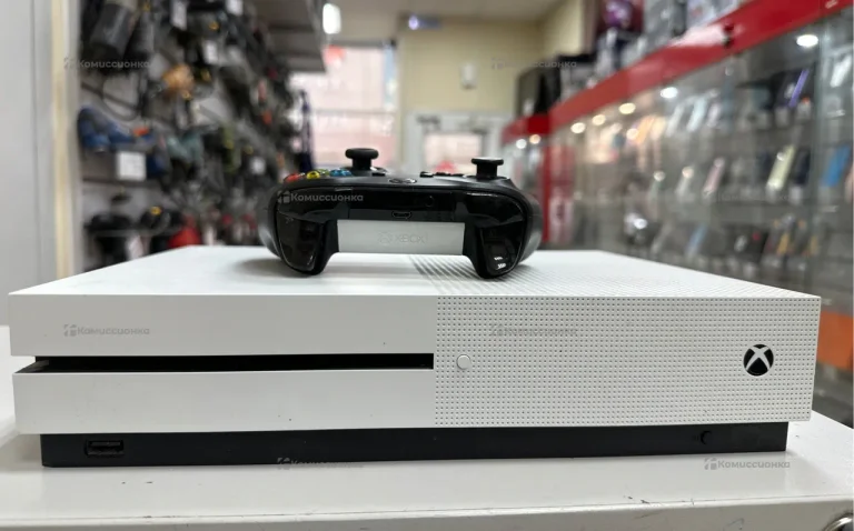 Приставка Xbox One 500Gb