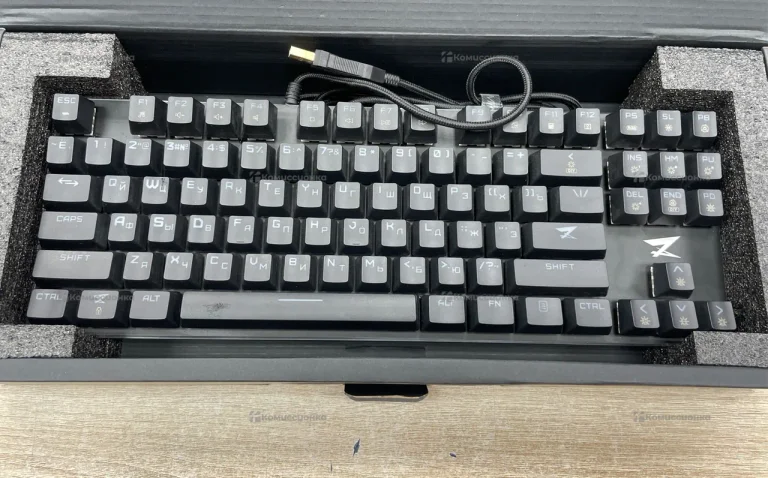 Клавиатура  Blade Pro
