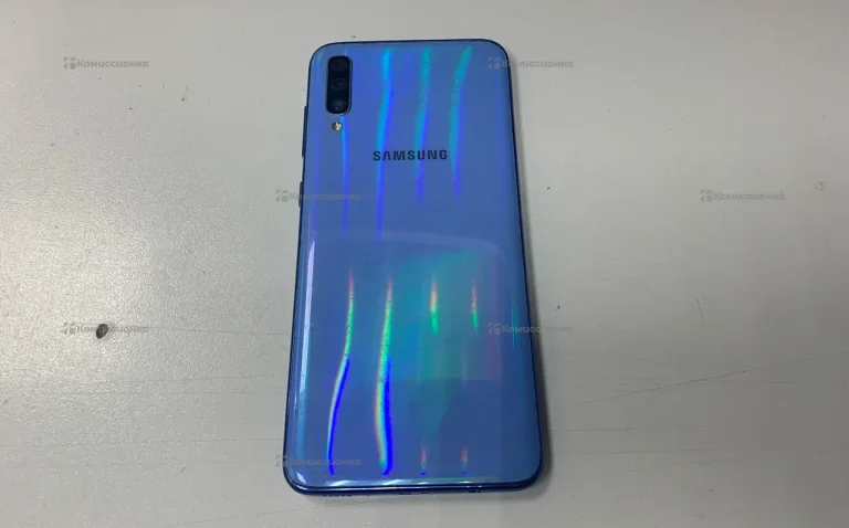 Samsung Galaxy A70 6/128 ГБ